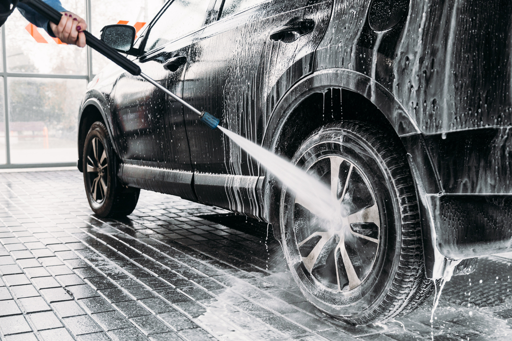 Do you snow foam your car before you start cleaning it?